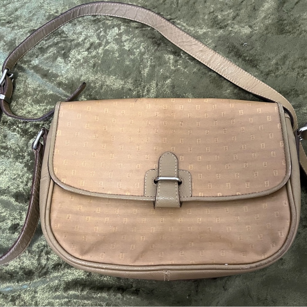 Vintage Fendi Tan Leather Crossbody Bag